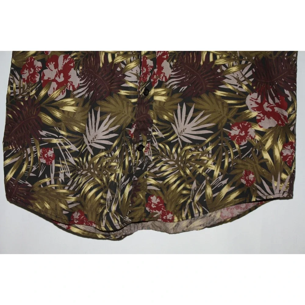 Guess Shorts Men's Medium Multicolor Button Up Tropical Aloha Beach Casual Top
